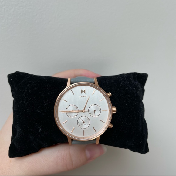MVMT Women’s Watch - Picture 3 of 6